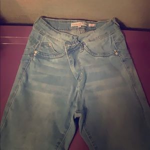 Light blue jeans size 9 Fashionova